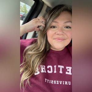 Welcome To My Closet! 🤗